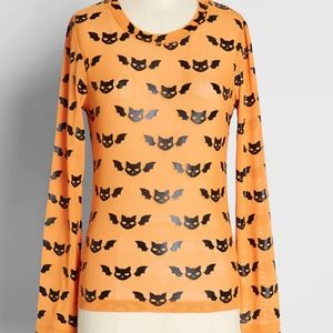 Halloween Bat Print Orange and Black long sleeved Top women’s size 12